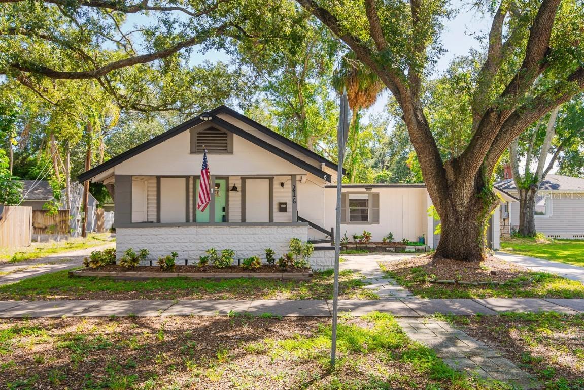 216 29th St., St Petersburg, FL 33712