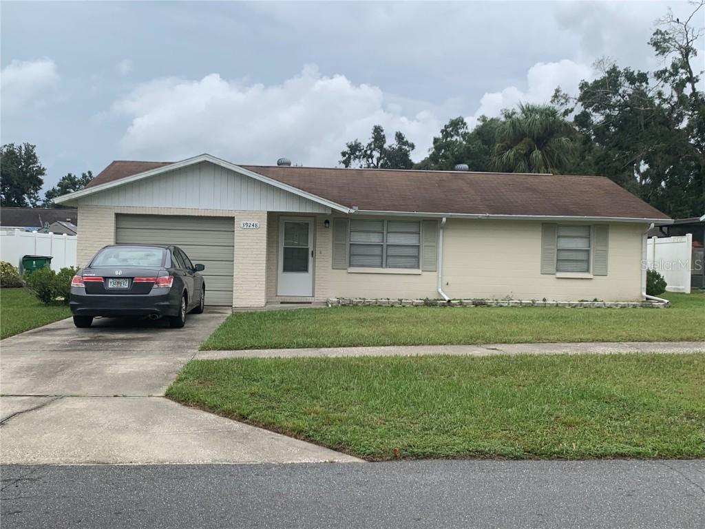39248 9th Ave., Zephyrhills, FL 33542