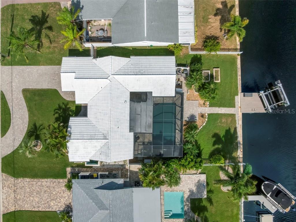 4003 Headsail Dr., New Port Richey, FL 34652