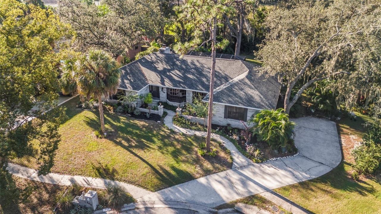 206 Wild Oak Dr., Brandon, FL 33511