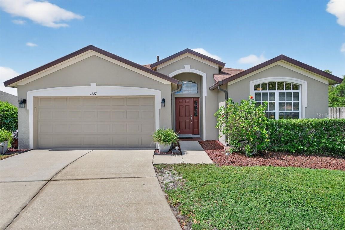 1227 Atticus Ct., Wesley Chapel, FL 33543