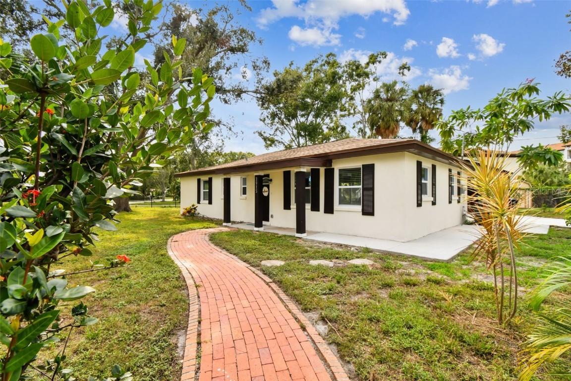 3915 W Pearl Ave., Tampa, FL 33611