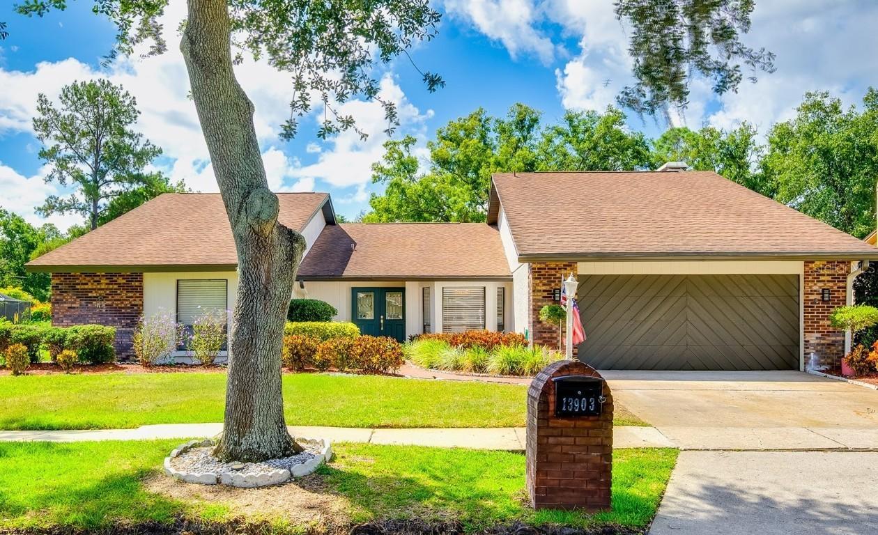 13903 Wolcott Dr., Tampa, FL 33624
