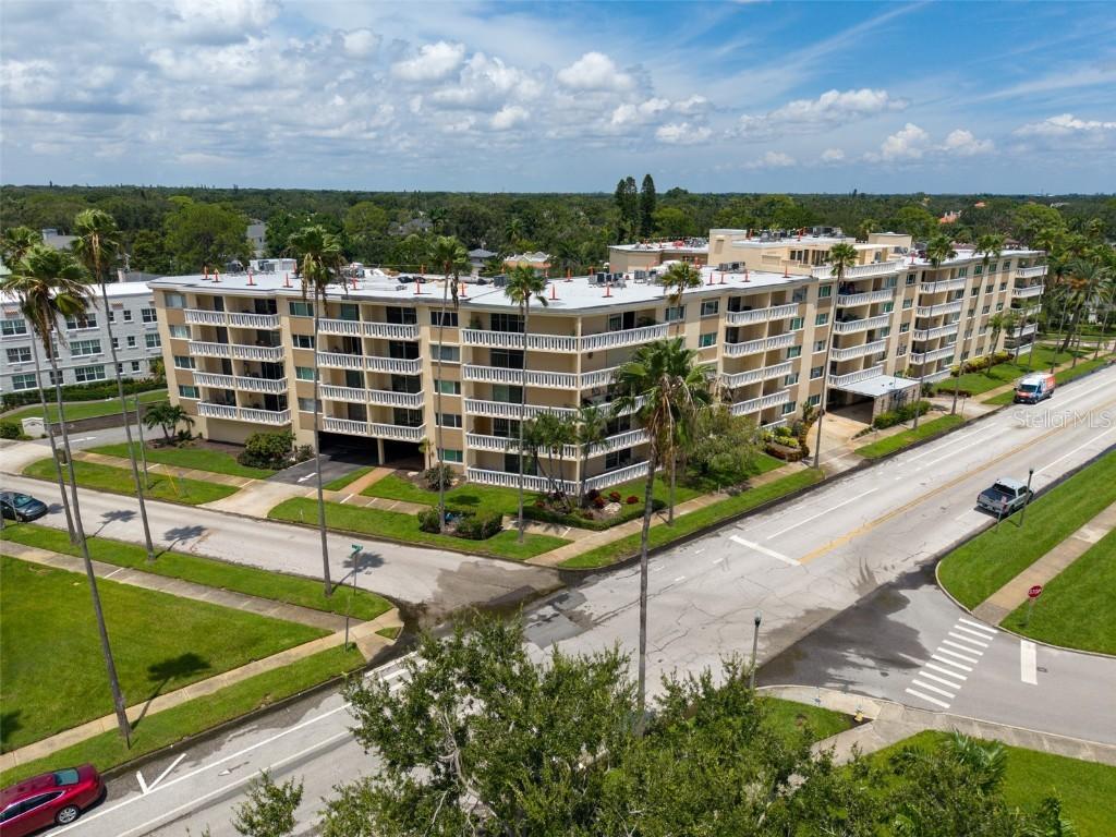 1200 N Shore Dr. #204, St Petersburg, FL 33701