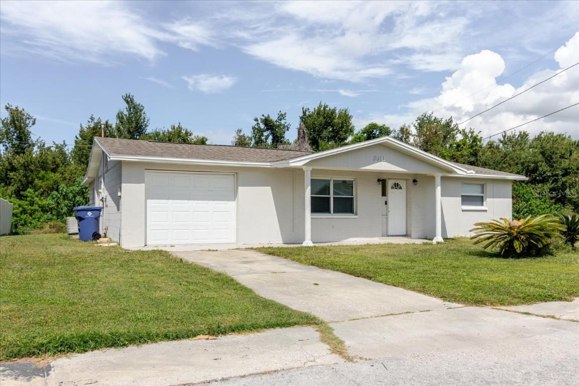 3611 Atlantis Dr., Holiday, FL 34691