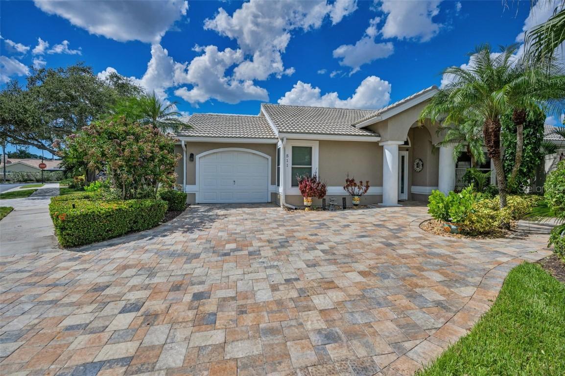 511 Haverhill Ln., Safety Harbor, FL 34695