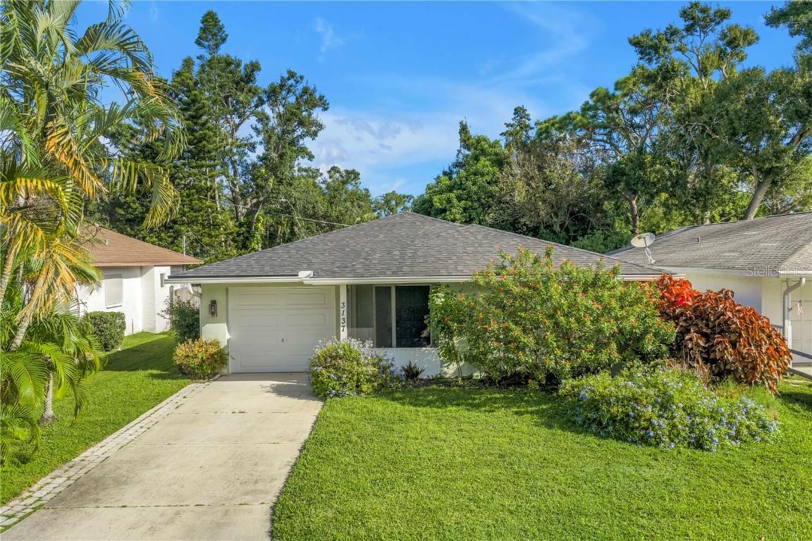 3137 Campbell St., Sarasota, FL 34231