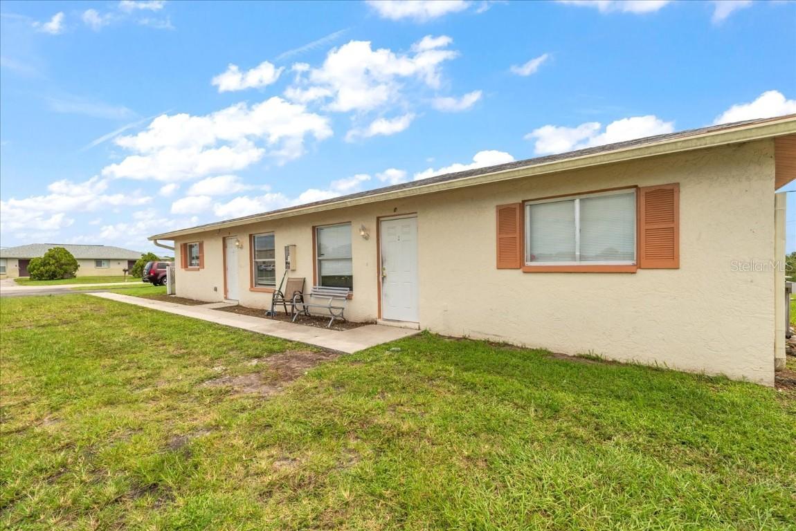 1020 NE 8th Ter., Cape Coral, FL 33909