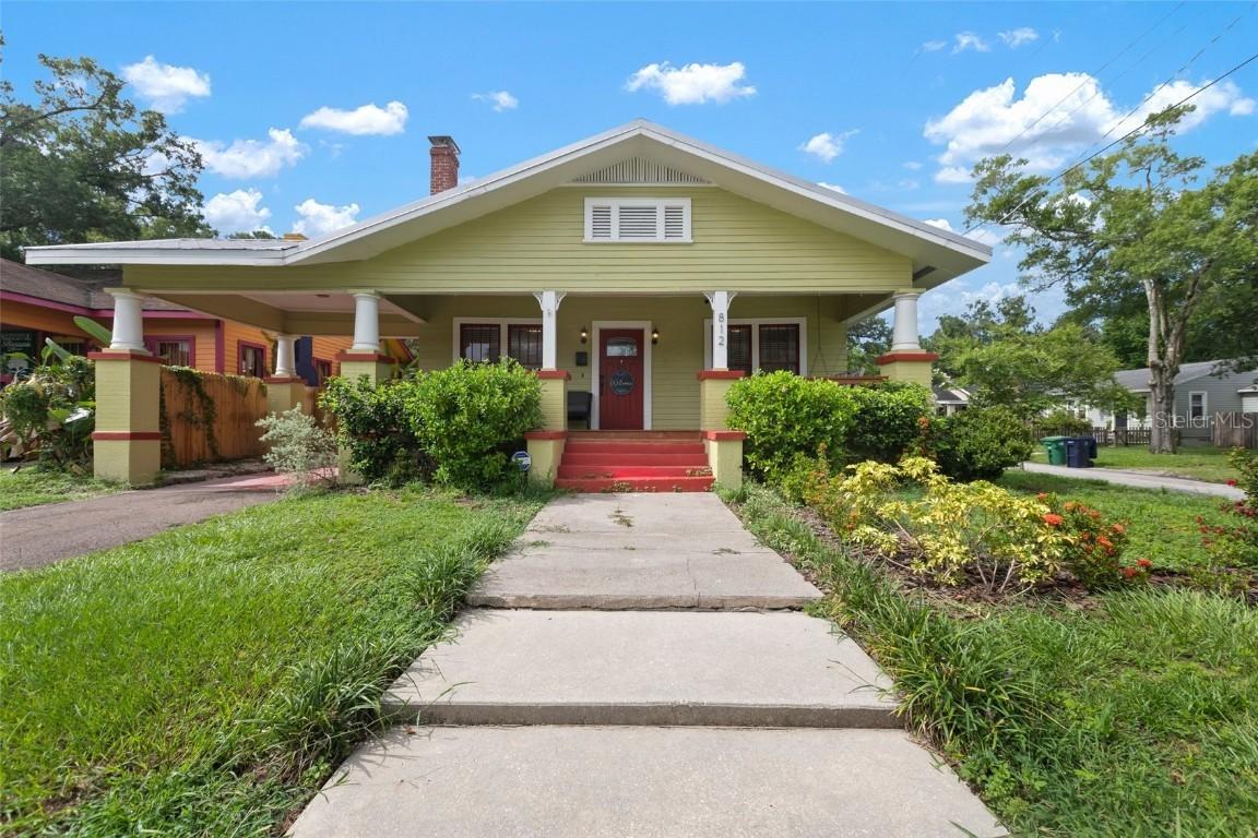 812 W River Heights Ave., Tampa, FL 33603