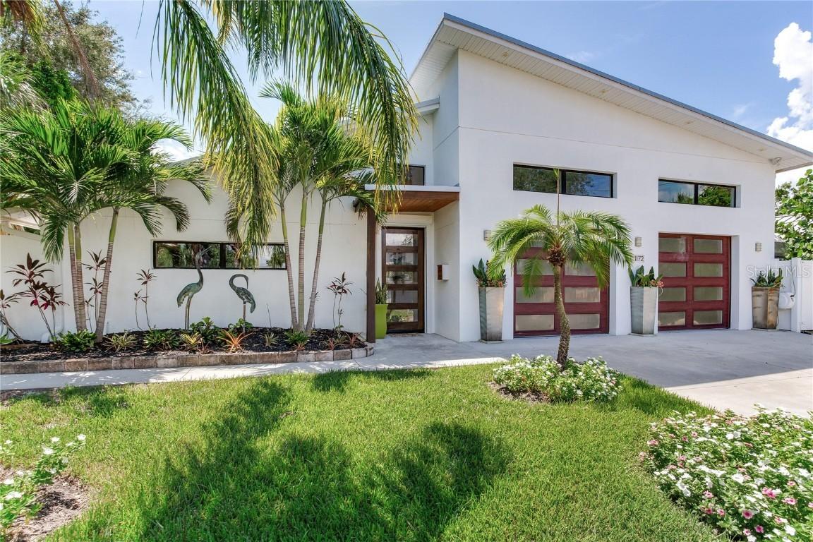 1172 35th Ave., St Petersburg, FL 33704