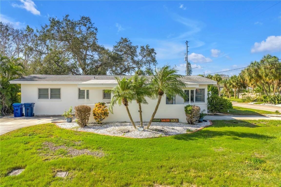 301 41st Ave., St Pete Beach, FL 33706
