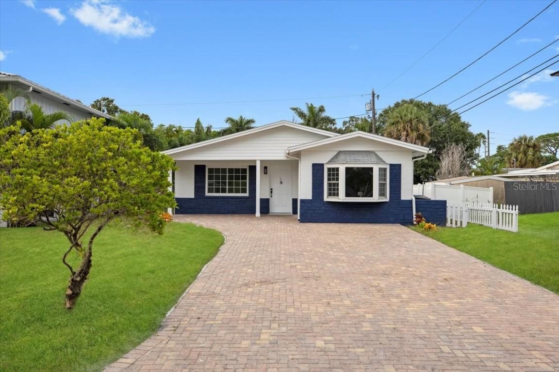 1783 Mississippi Ave., St Petersburg, FL 33703