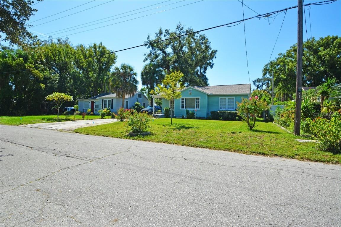 1405 E North St., Tampa, FL 33604