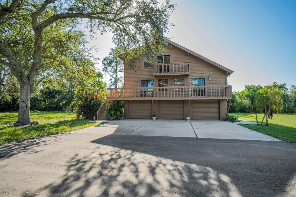 9222 134th St., Seminole, FL 33776
