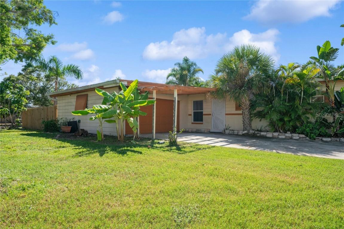 6903 S Shore Dr., South Pasadena, FL 33707