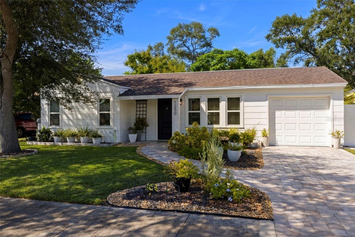 1250 Palm St., Clearwater, FL 33755