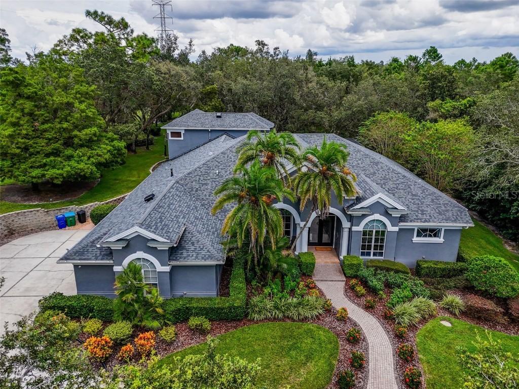 414 Westgate Rd., Tarpon Springs, FL 34688