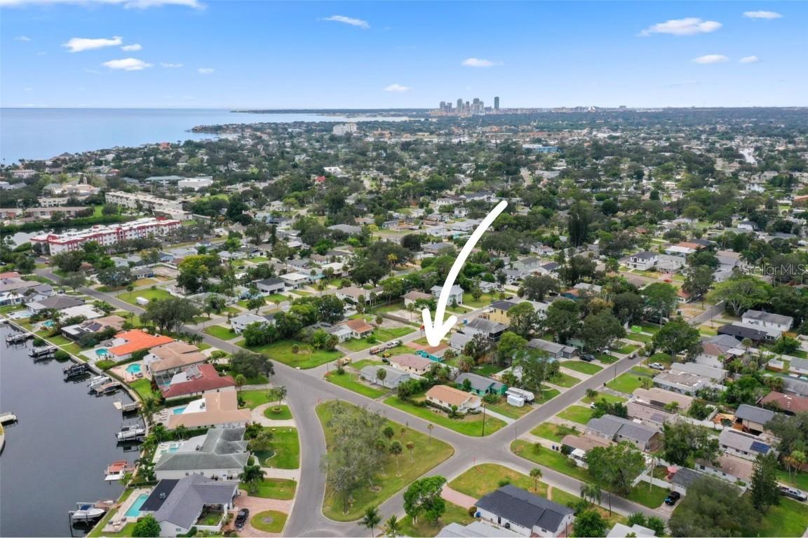 1875 Mississippi Ave., St Petersburg, FL 33703