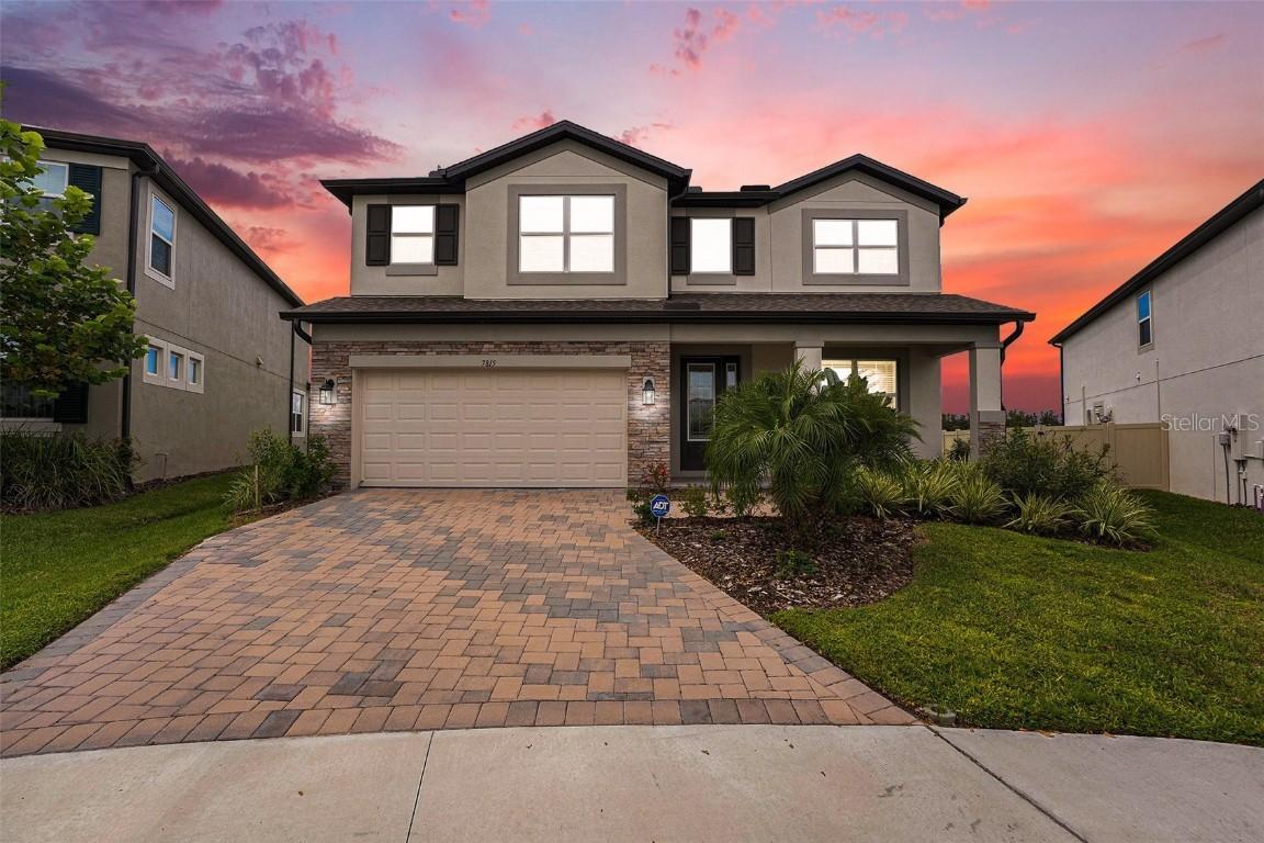 7815 Bronze Oak Dr., Wesley Chapel, FL 33545