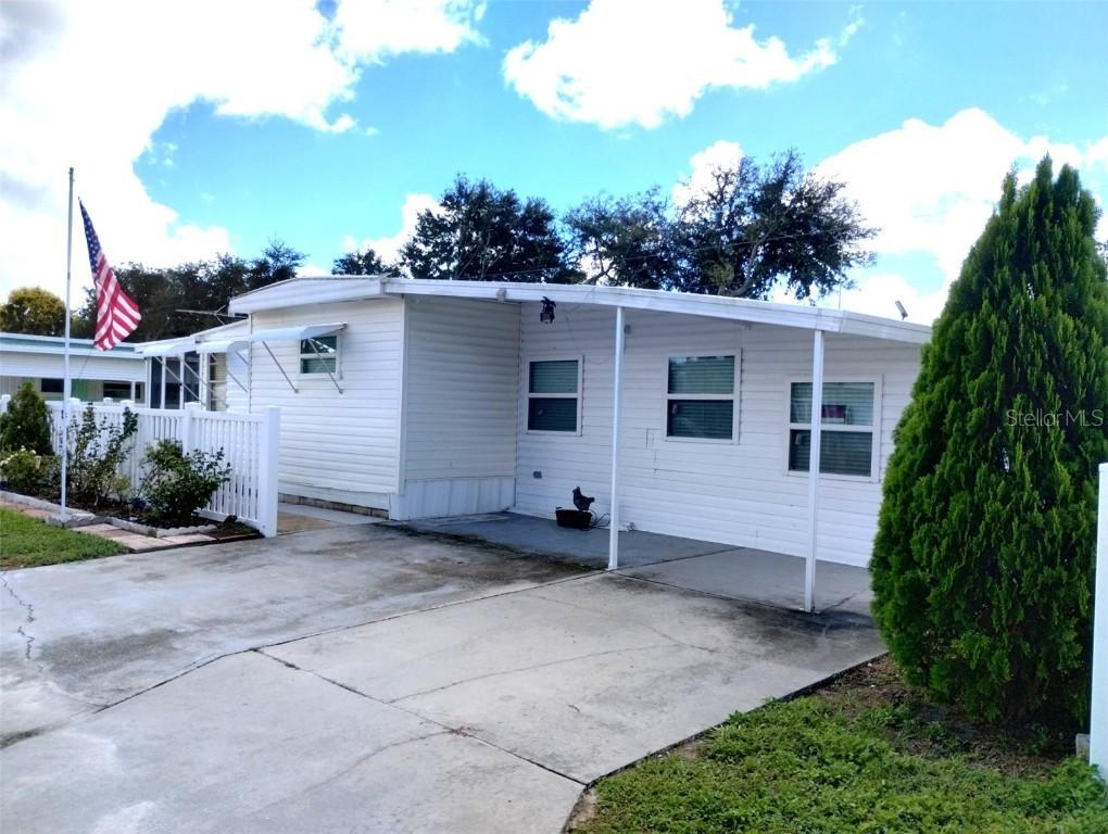 39032 Ola Ave., Zephyrhills, FL 33542