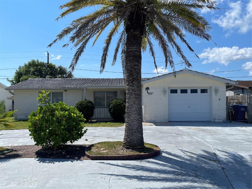 3914 Carioca Rd., Holiday, FL 34691