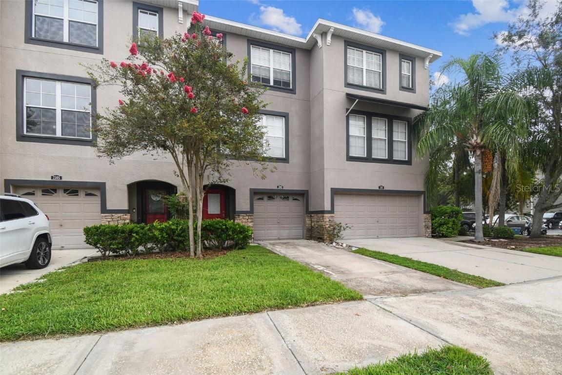 2503 Middleton Grove Dr., Brandon, FL 33511