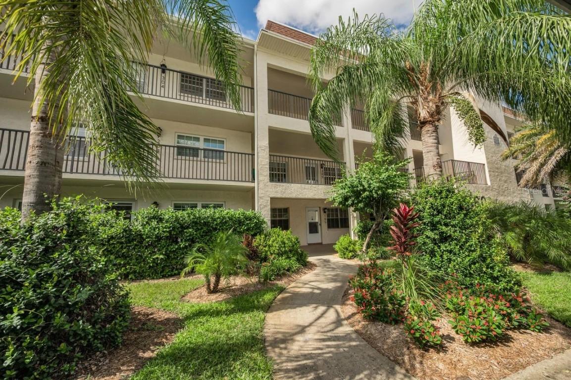 860 Virginia St. #105, Dunedin, FL 34698