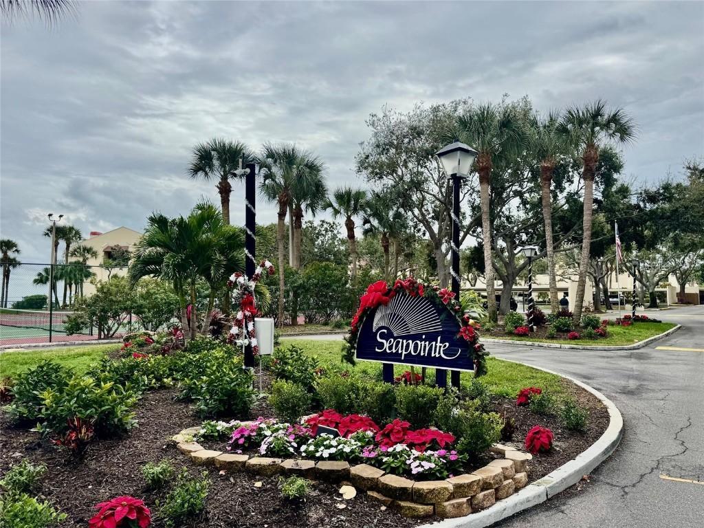 7550 Sunshine Skyway Ln. #P12, St Petersburg, FL 33711