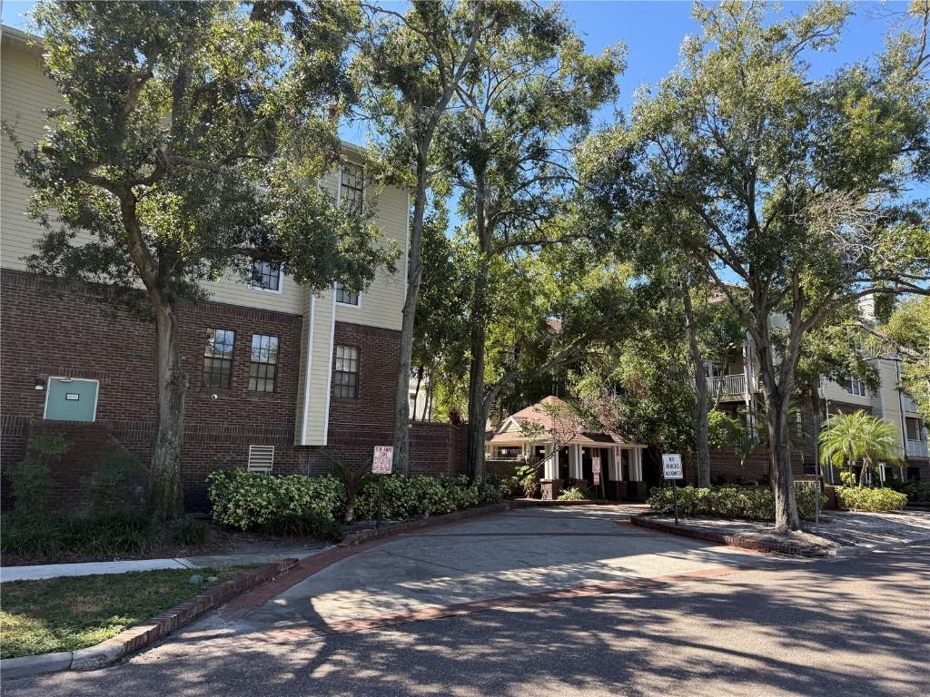 1000 W Horatio St. #215, Tampa, FL 33606