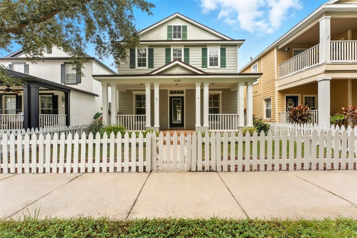 16221 Bridgecrossing Dr., Lithia, FL 33547