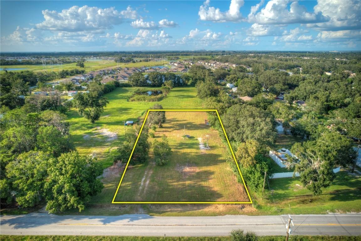 1520 21st Ave., Ruskin, FL 33570