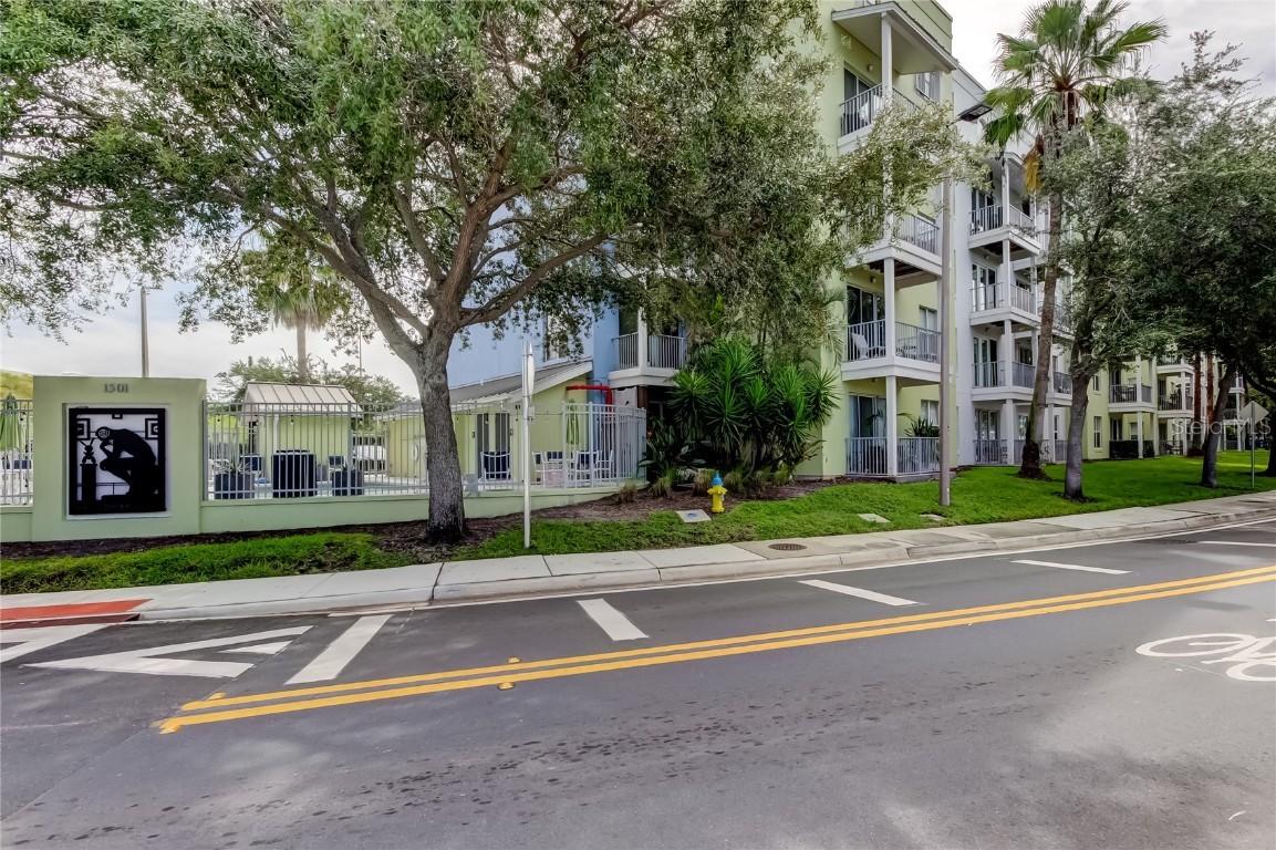 1501 Doyle Carlton Dr. #204, Tampa, FL 33602