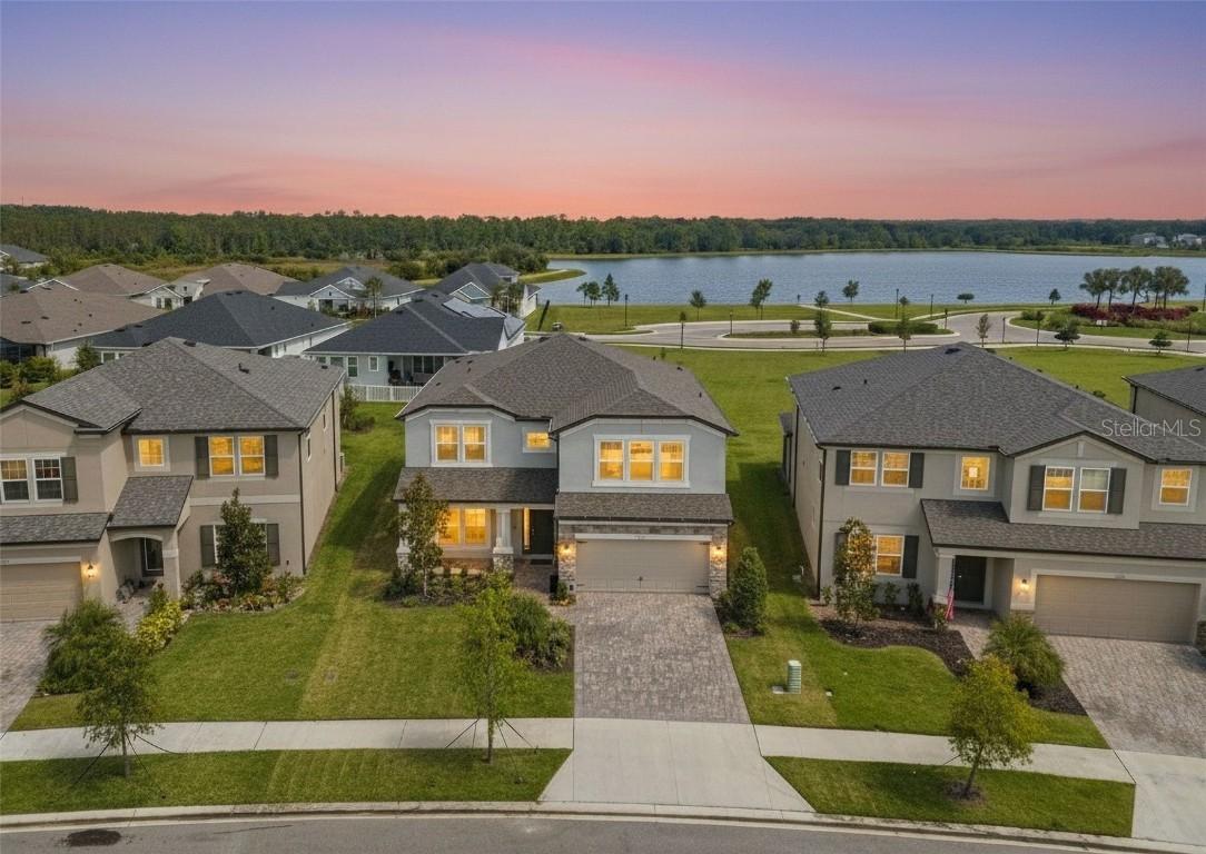 5945 Newberry Pines Ave., Wesley Chapel, FL 33545