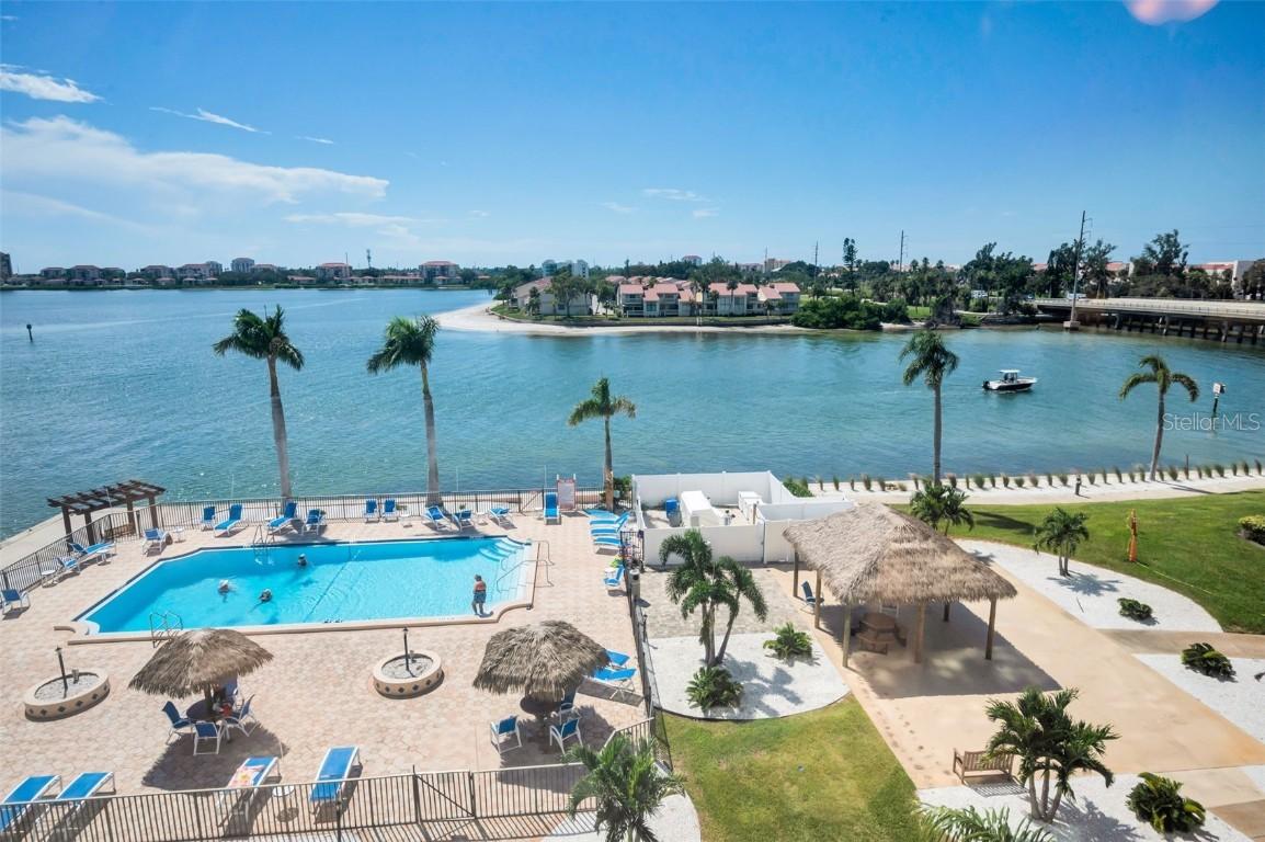 5200 Brittany Dr. #510, St Petersburg, FL 33715