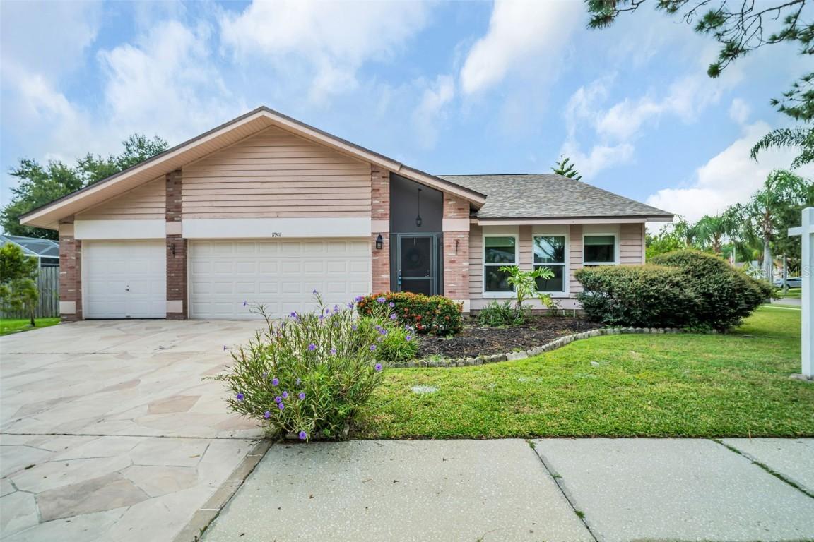 11901 Steppingstone Blvd., Tampa, FL 33635