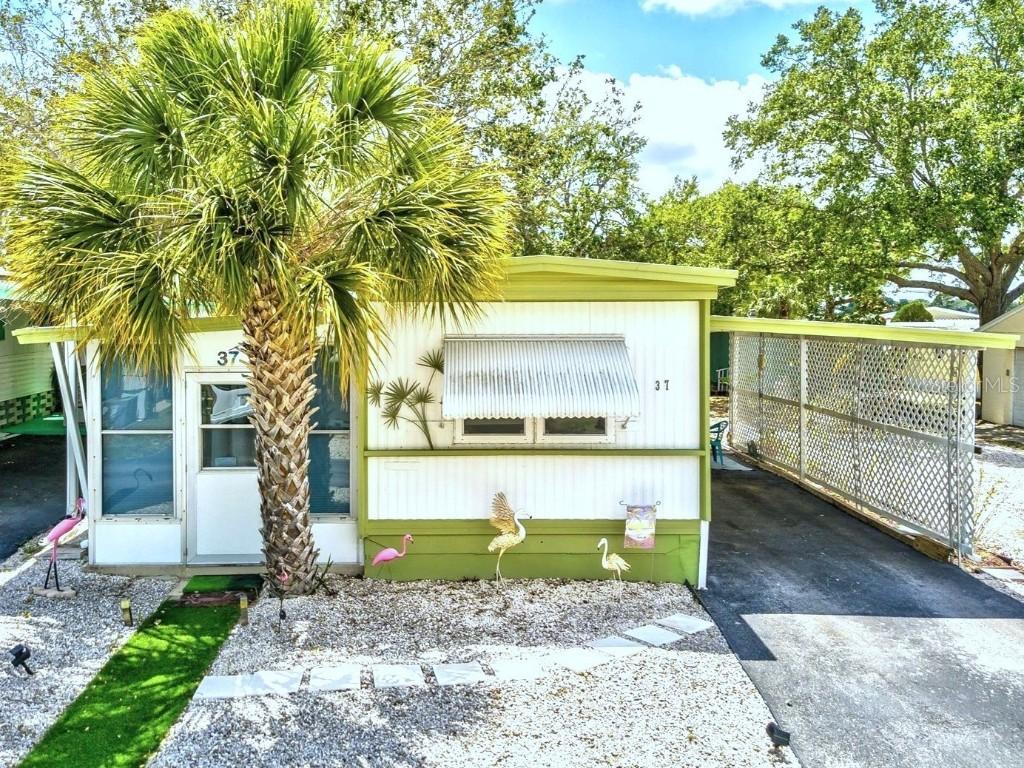 800 Chesapeake Dr. #37, Tarpon Springs, FL 34689