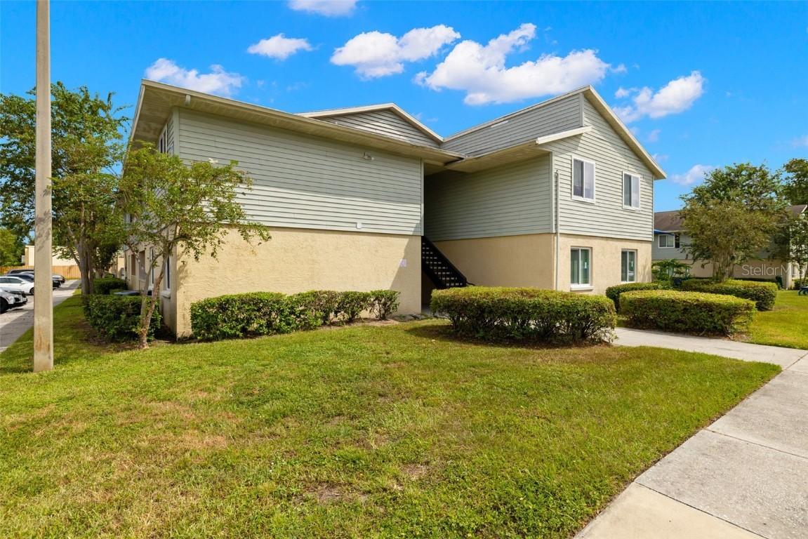209 Berry Tree Pl., Brandon, FL 33510