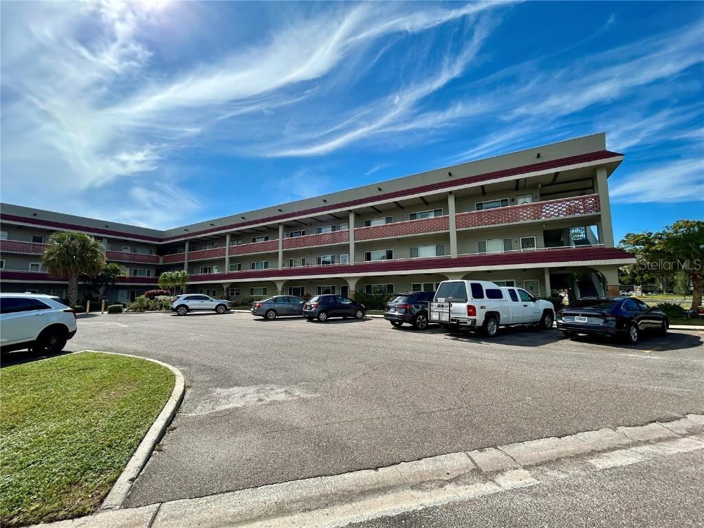 2072 Australia Way #32, Clearwater, FL 33763
