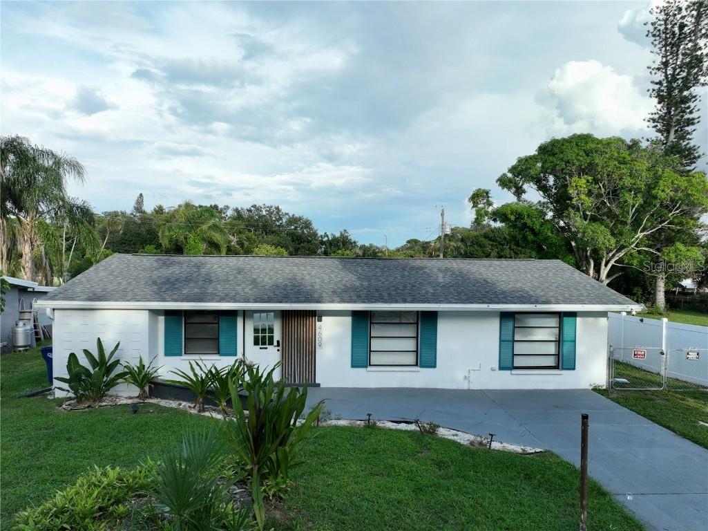 4609 19th St., Bradenton, FL 34207