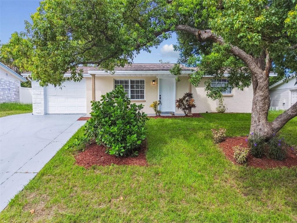 9411 Rainbow Ln., Port Richey, FL 34668