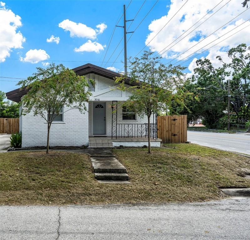 3016 W Arch St., Tampa, FL 33607