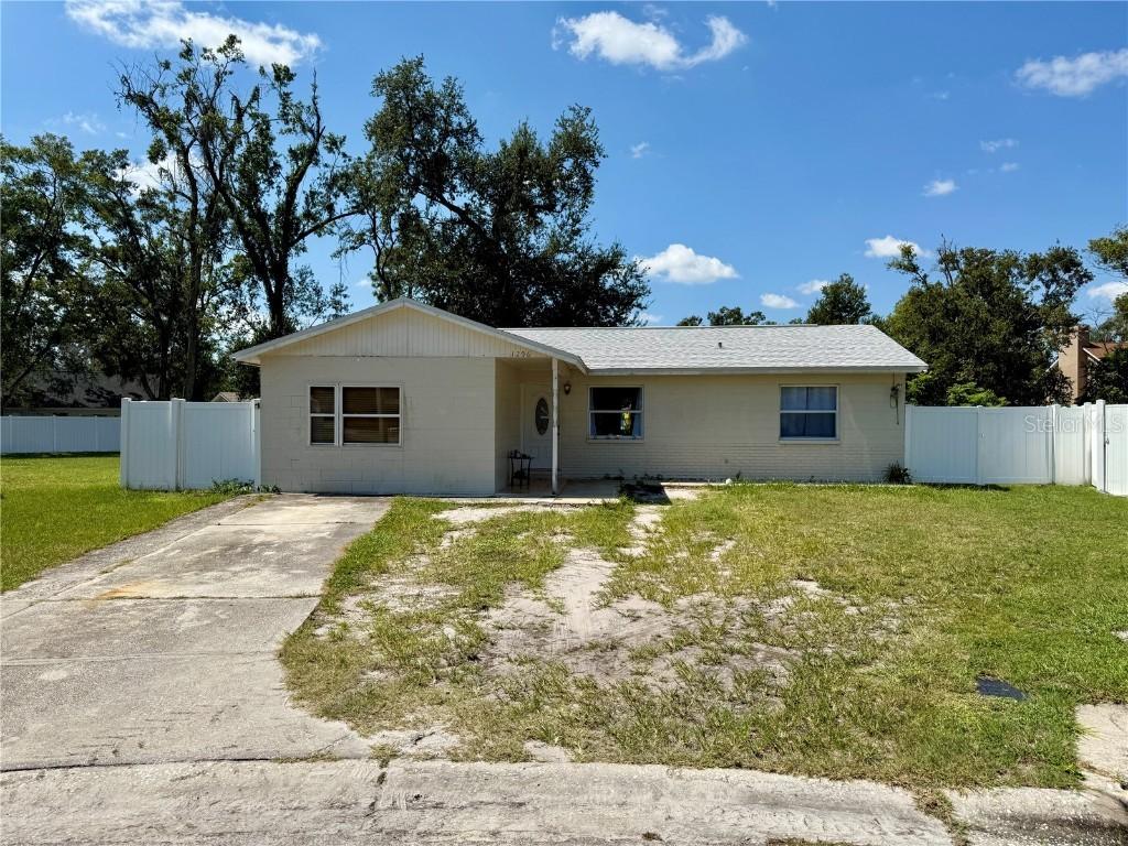 1206 W Hall Pl., Tampa, FL 33604