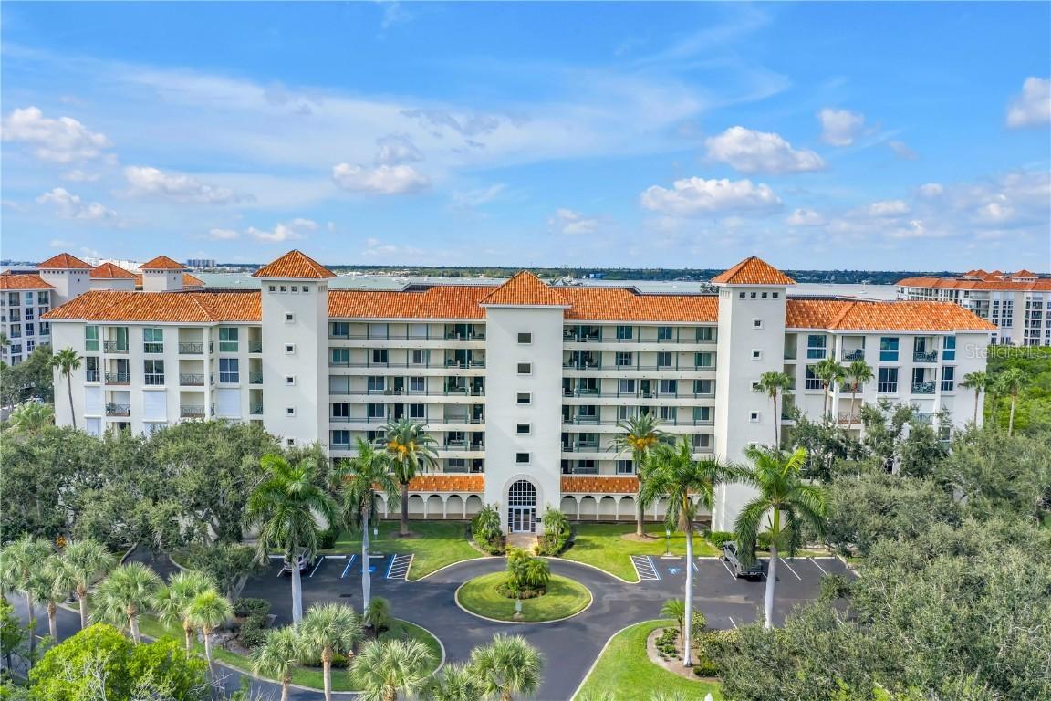4801 Osprey Dr. #303, St Petersburg, FL 33711