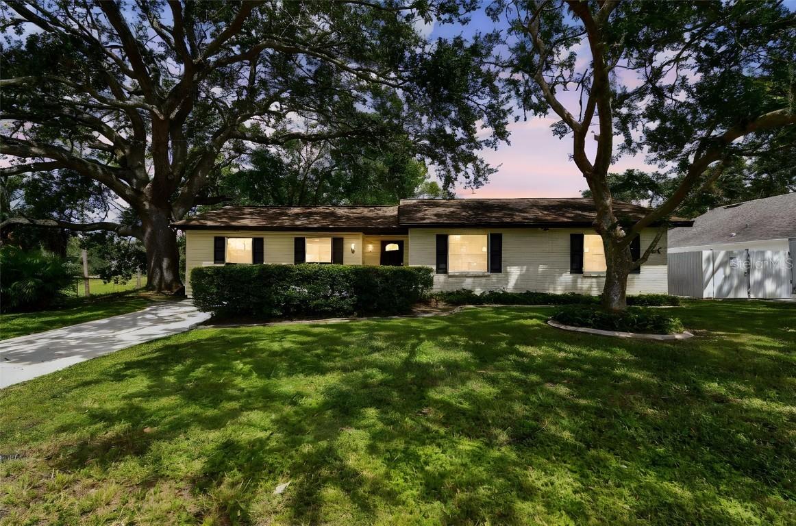 219 W 108th Ave., Tampa, FL 33612