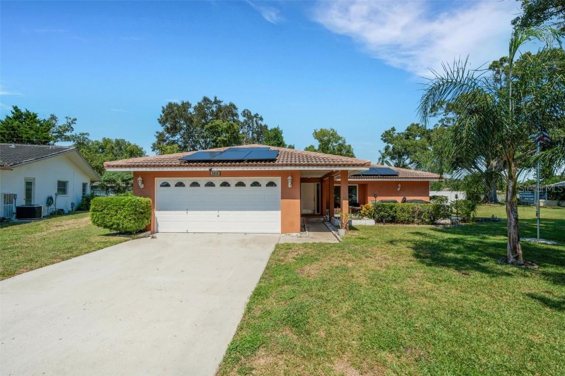 1632 Heather Pl., Palm Harbor, FL 34684