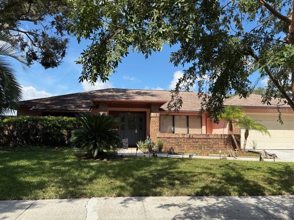 1516 Creekbend Dr., Brandon, FL 33510