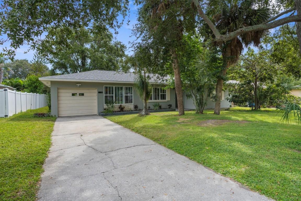 15 N Comet Ave., Clearwater, FL 33765