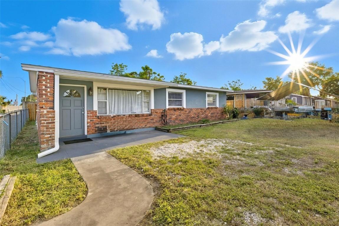 319 E 119th Ave., Tampa, FL 33612