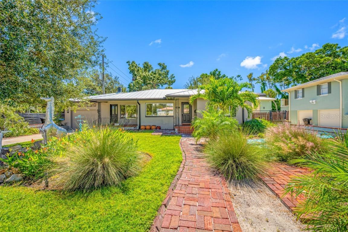 6920 Bougainvilla Ave., St Petersburg, FL 33707