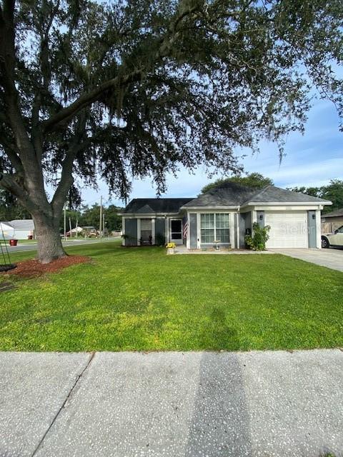 2101 N Merrin St., Plant City, FL 33563